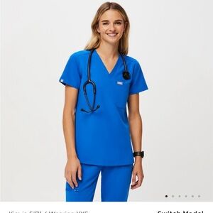 Figs Catarina One Pocket Scrub Top